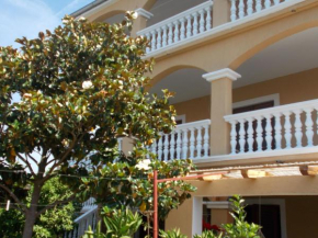 Ferienwohnung Maksan Im Zweiten Og Mit Terrasse
